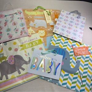 Baby Gift Bag Set - Pastel Multi-Color Welcome Baby Designs - 6 Gift Bags